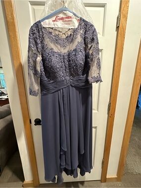 JJs House Lace Bodice Midi Dress in Slate Blue